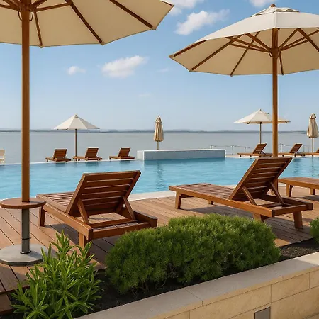 Sunny 1311 Apartment *